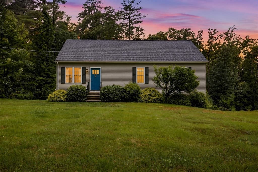 215 Sarty Rd, Warren MA 01083