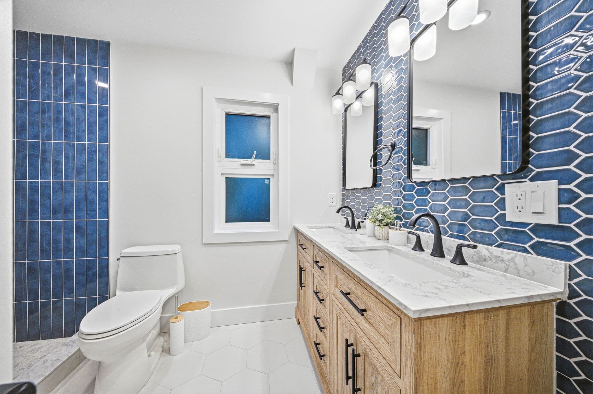 Condominium at 52 Rangeley Rd # 52, Newton MA 02465, Newton, photo 22 of 41