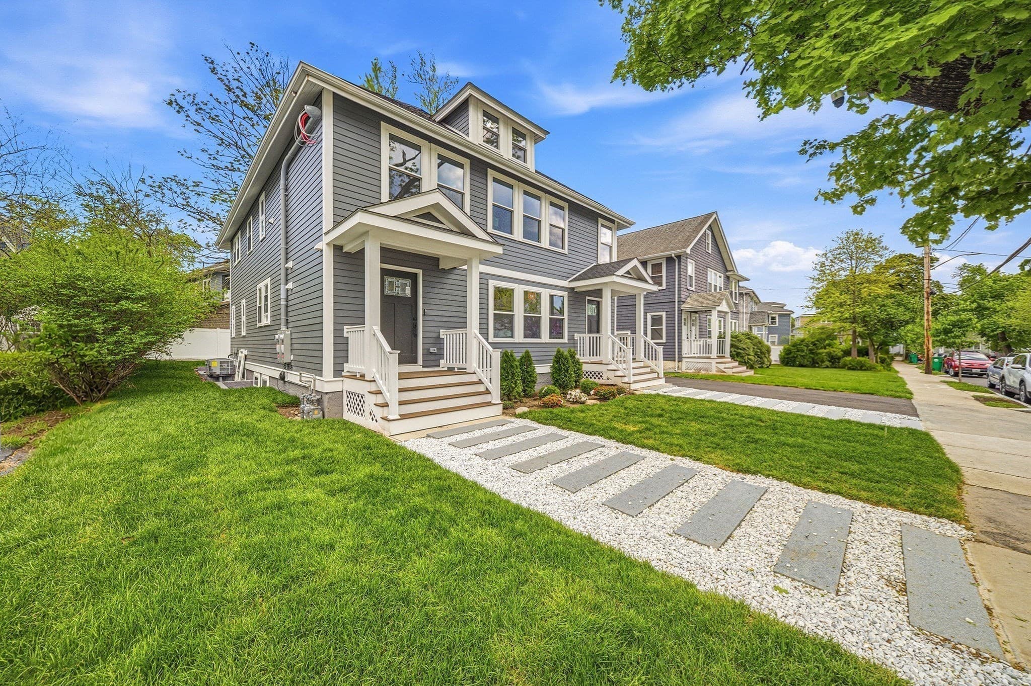 Condominium at 52 Rangeley Rd # 52, Newton MA 02465, Newton, photo 3 of 41