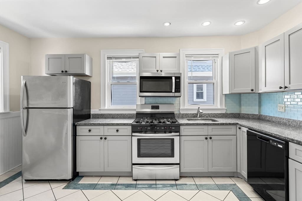 987-989 Boylston Street, Newton MA 02461 photo 5