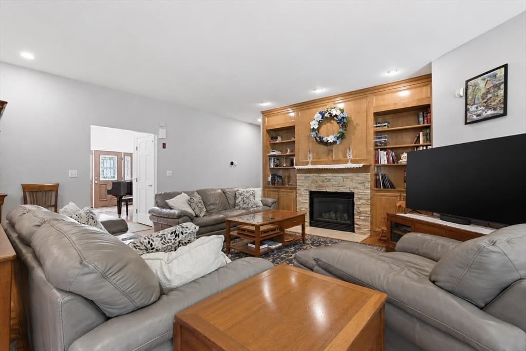15 Long Pasture Rd, North Andover MA 01845 photo 8