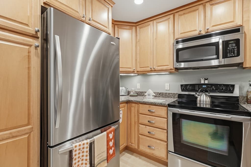 1321 Worcester Road # 104, Framingham MA 01701 photo 6