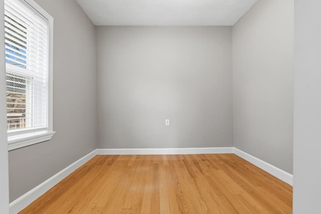 Multi Family at 20 Otis St, Wakefield MA 01880, Wakefield, photo 11 of 36