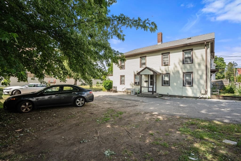 35 Middle St, Newton MA 02458 photo 21
