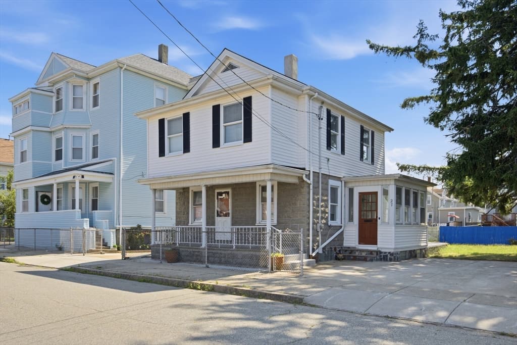 27 Johnson St, Fall River MA 02723 photo 3
