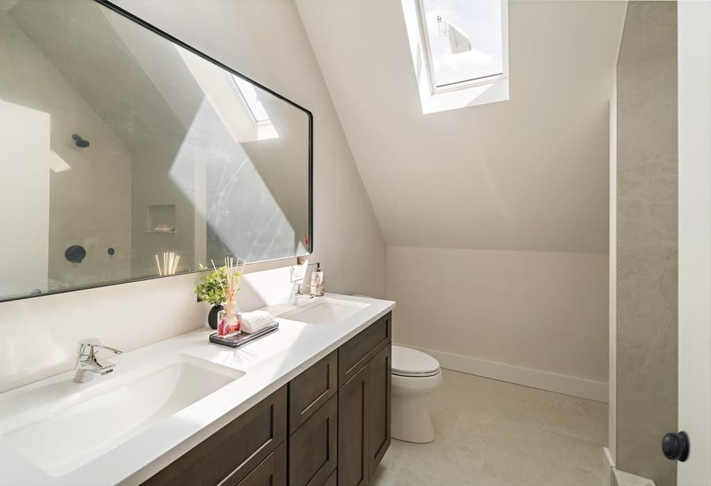 60 Franklin St # 2, Somerville MA 02145 photo 28