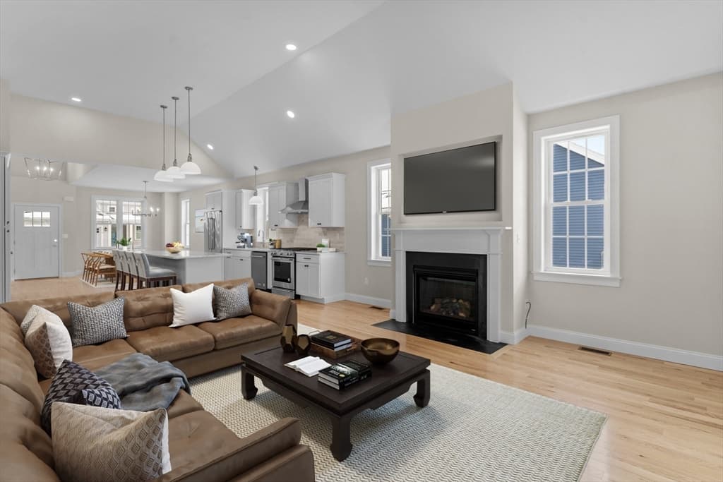 0-1 Hunter Circle, Rehoboth MA 02769 photo 7