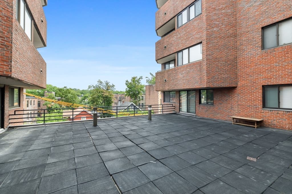Condominium at 147 Kelton St # 510, Boston MA 02134, Boston, photo 10 of 14