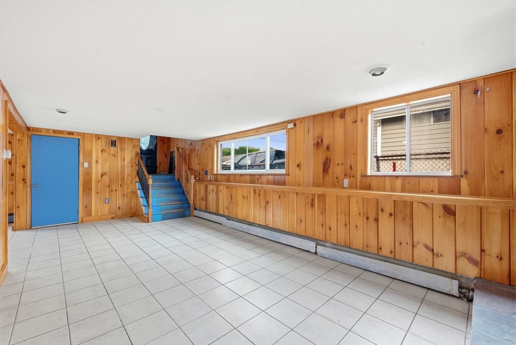 Single Family Residence at 105 Oakwood Ave, Revere MA 02151, Revere, photo 16 of 29