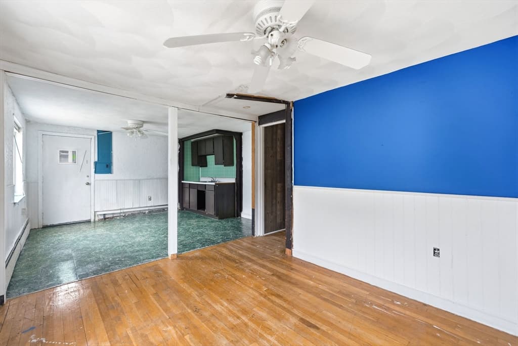 Single Family Residence at 105 Oakwood Ave, Revere MA 02151, Revere, photo 10 of 29