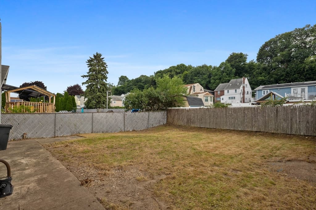 Single Family Residence at 105 Oakwood Ave, Revere MA 02151, Revere, photo 25 of 29