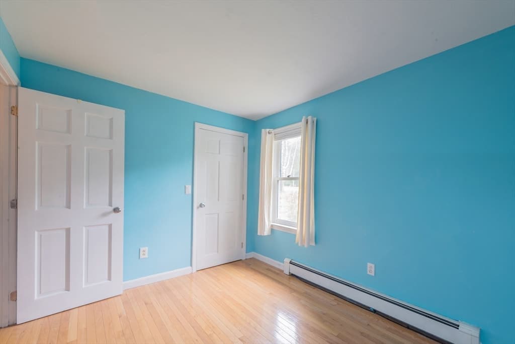 Single Family Residence at 2 Compton Ct, Plymouth MA 02360, Plymouth, photo 16 of 41