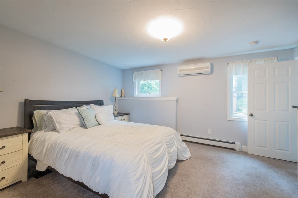 Single Family Residence at 2 Compton Ct, Plymouth MA 02360, Plymouth, photo 21 of 41