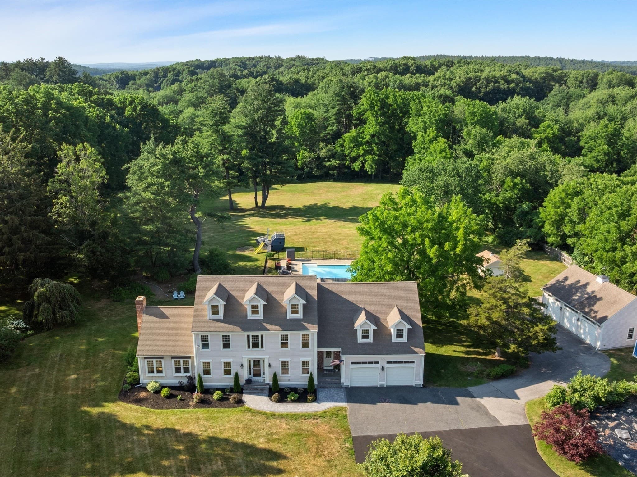 Single Family Residence at 6 Warburton Lane, Westborough MA 01581, Westborough, photo 3 of 42