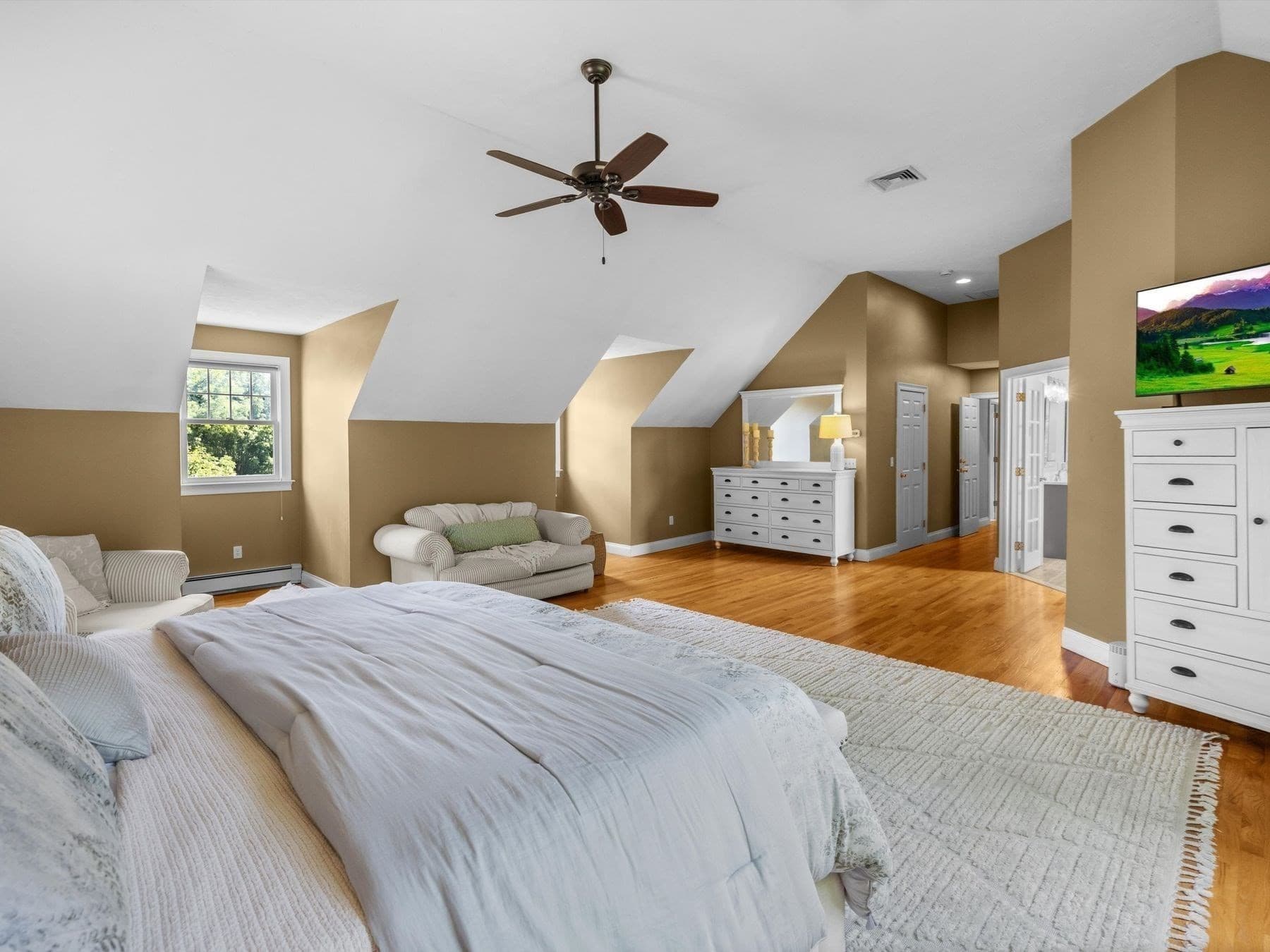 Single Family Residence at 6 Warburton Lane, Westborough MA 01581, Westborough, photo 32 of 42