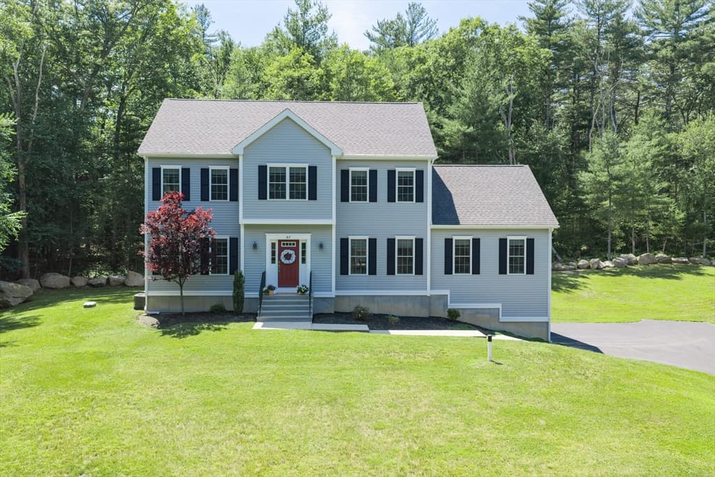 87 Martin Rd, Douglas MA 01516
