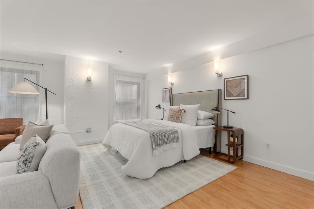 Condominium at 42 Chauncy Street # 4C, Boston MA 02111, Boston, photo 7 of 34