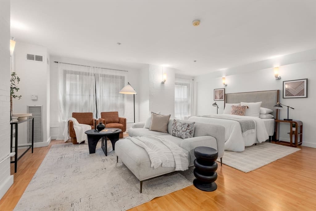 Condominium at 42 Chauncy Street # 4C, Boston MA 02111, Boston, photo 10 of 34