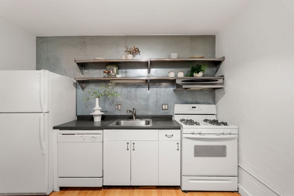 Condominium at 42 Chauncy Street # 4C, Boston MA 02111, Boston, photo 15 of 34