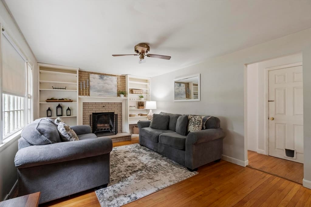 30 Dunshire Drive, Chelmsford MA 01863 photo 4