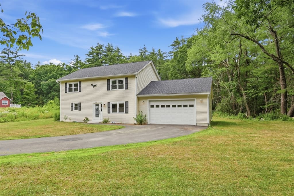 110 Haynes Rd, Townsend MA 01469 photo 2