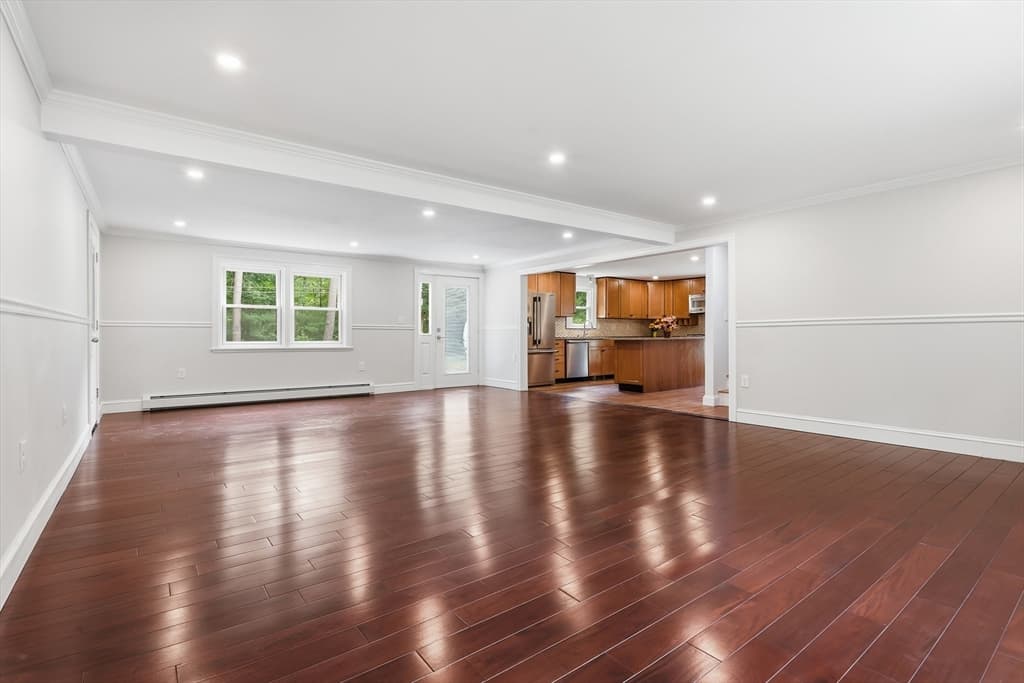 110 Haynes Rd, Townsend MA 01469 photo 7