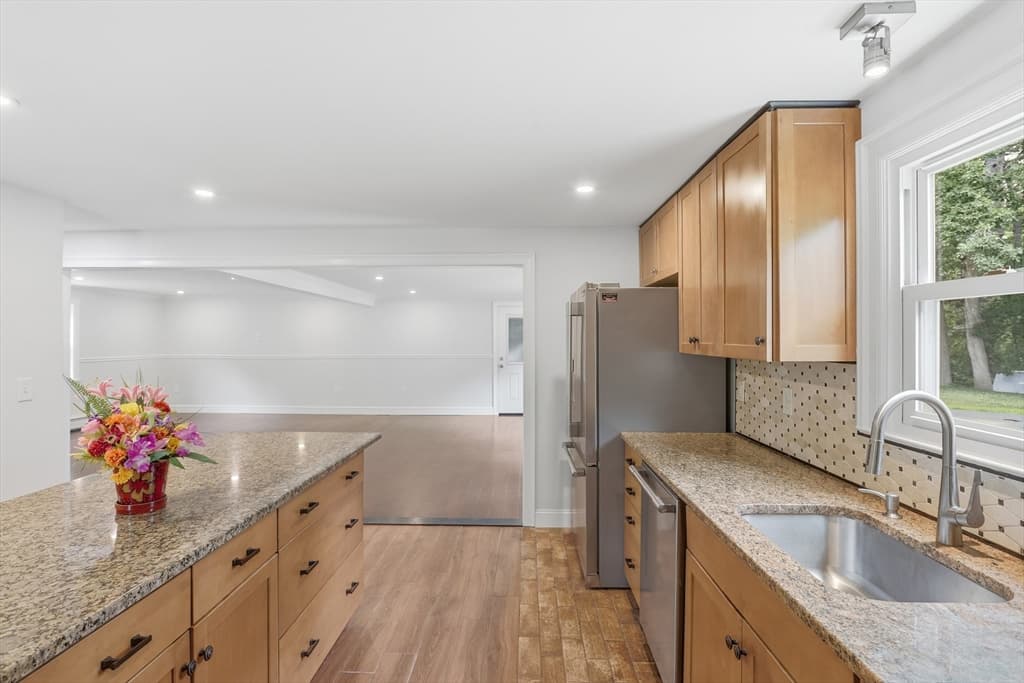 110 Haynes Rd, Townsend MA 01469 photo 9