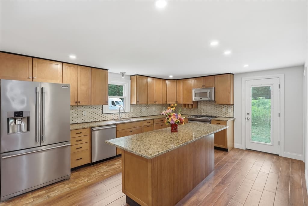 110 Haynes Rd, Townsend MA 01469 photo 11
