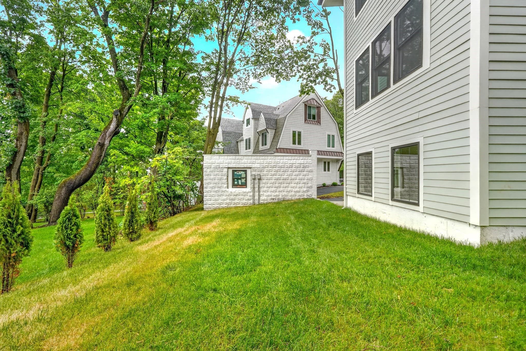 Condominium at 123-125 Mount Vernon Street # 1, Newton MA 02465, Newton, photo 40 of 42