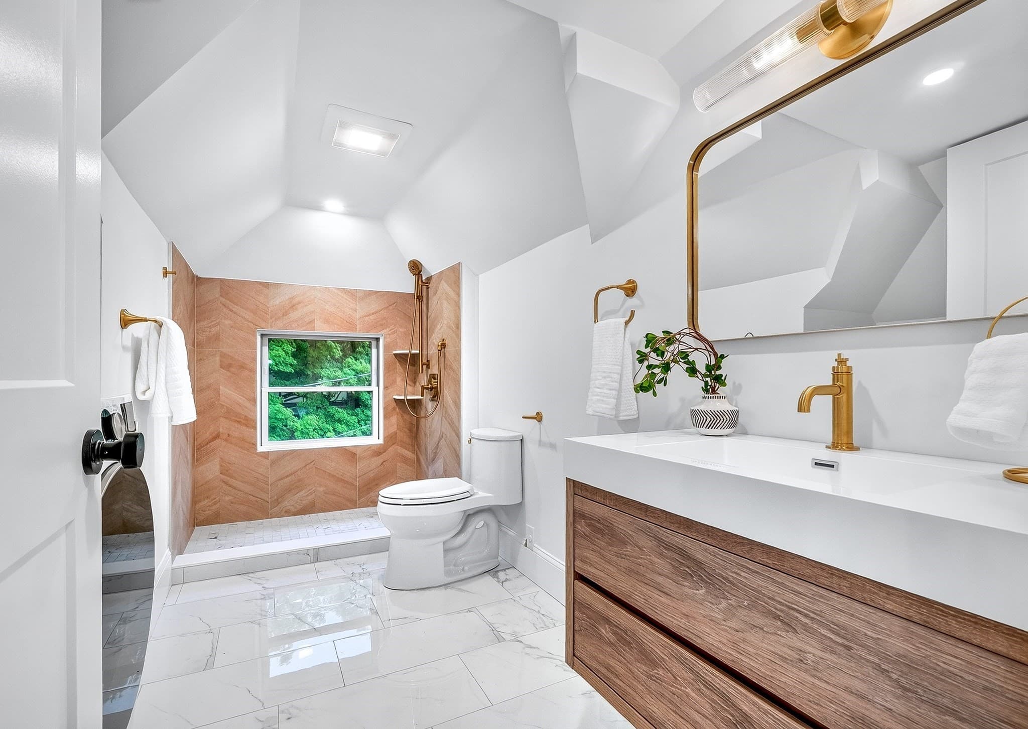 Condominium at 123-125 Mount Vernon Street # 1, Newton MA 02465, Newton, photo 31 of 42