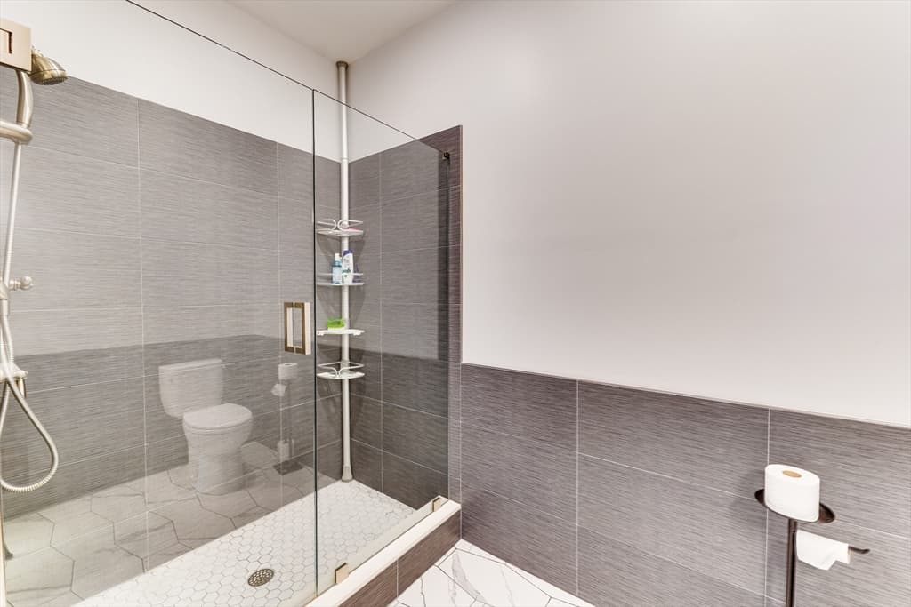 2 Cliveden St # 601E, Quincy MA 02169 photo 19