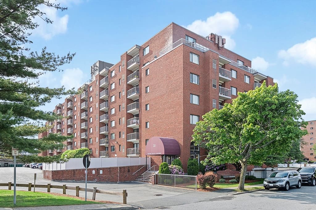 30 Revere Beach Pkwy # 116, Medford MA 02155