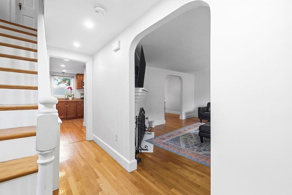 78 Range Ave, Lynn MA 01904 photo 4