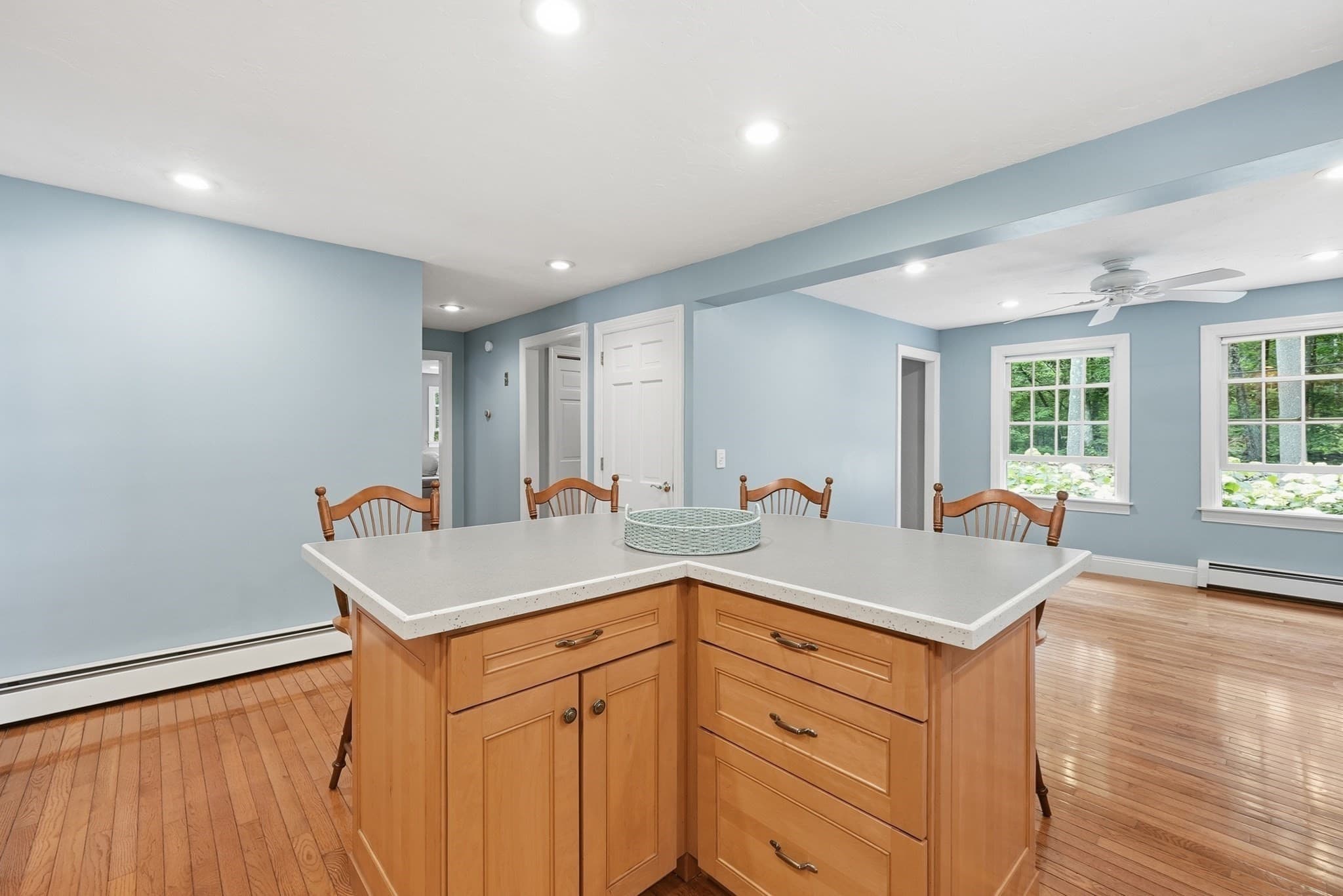 Single Family Residence at 25 Coal Kiln Rd, Princeton MA 01541, Princeton, photo 8 of 32