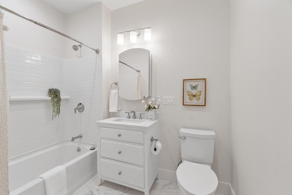 1246 Broadway # 2, Somerville MA 02144 photo 11