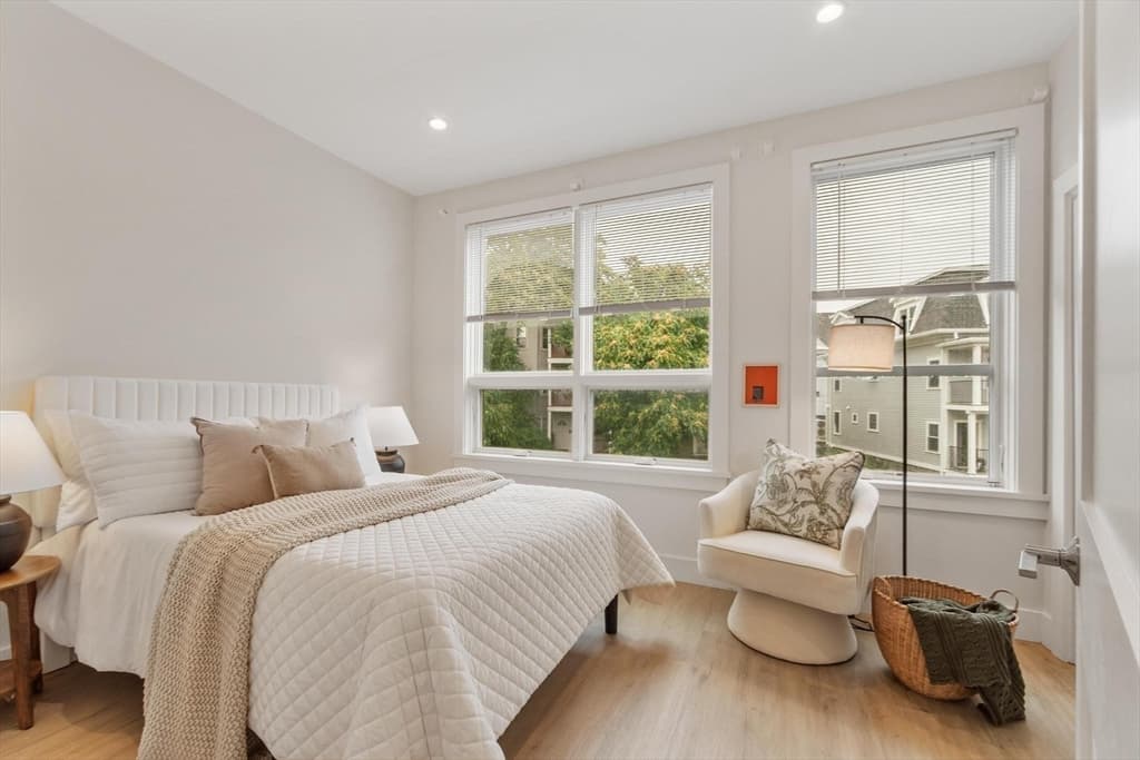 1246 Broadway # 2, Somerville MA 02144 photo 8