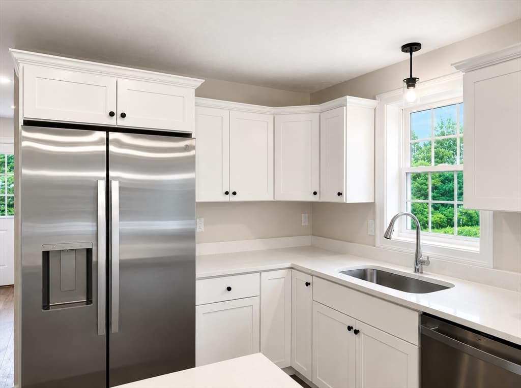5 Sand Street, Middleboro MA 02346 photo 7