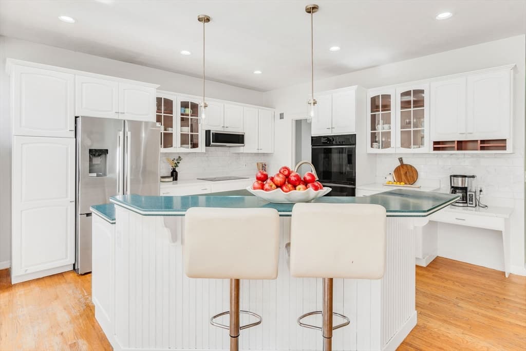 153 Walpole St, Dover MA 02030 photo 6