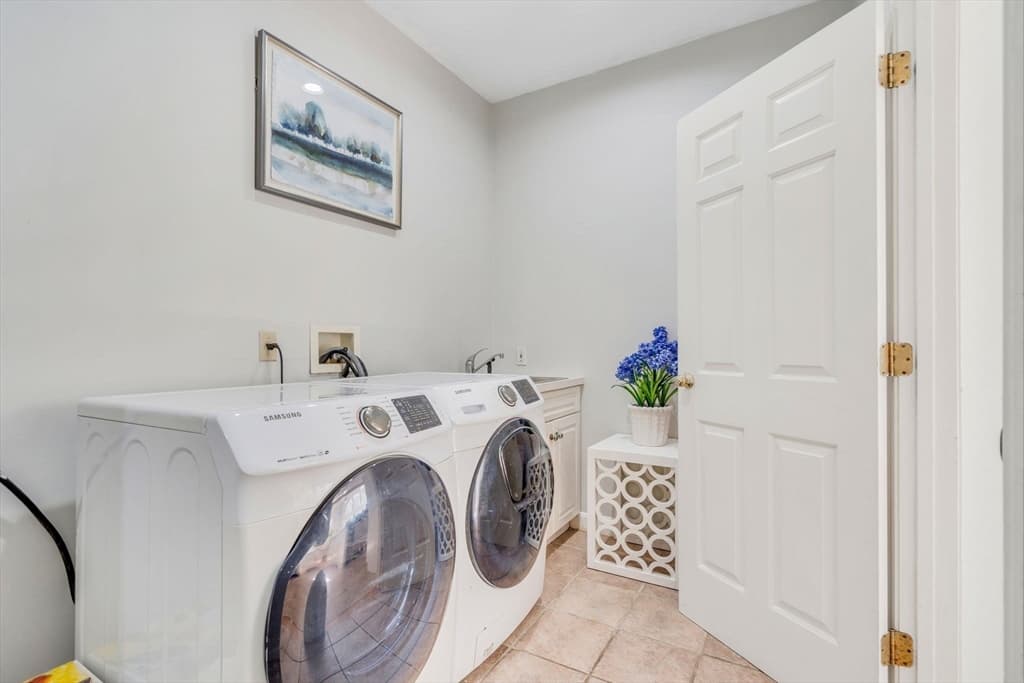 153 Walpole St, Dover MA 02030 photo 32