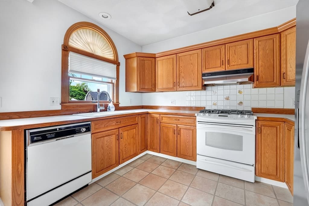 37 Loring Rd., Winthrop MA 02152 photo 11
