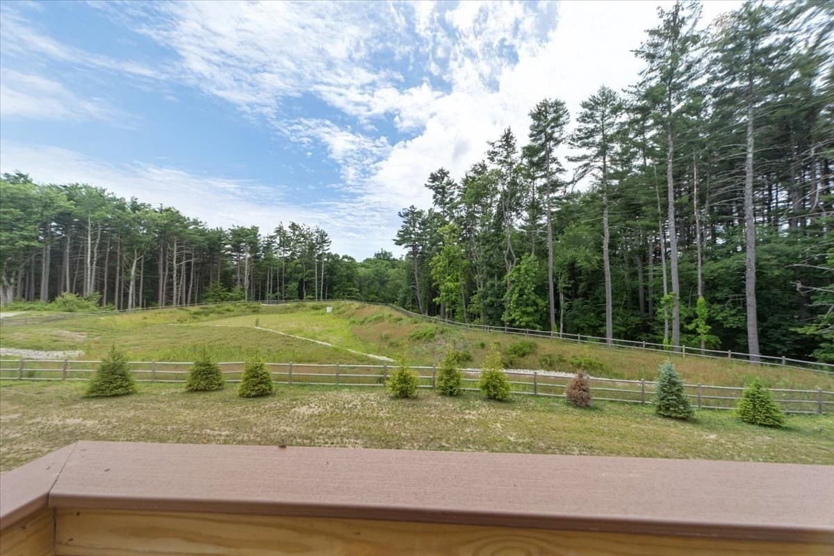 Condominium at 11 Winslow Lane # 2, Grafton MA 01536, Grafton, photo 2 of 39