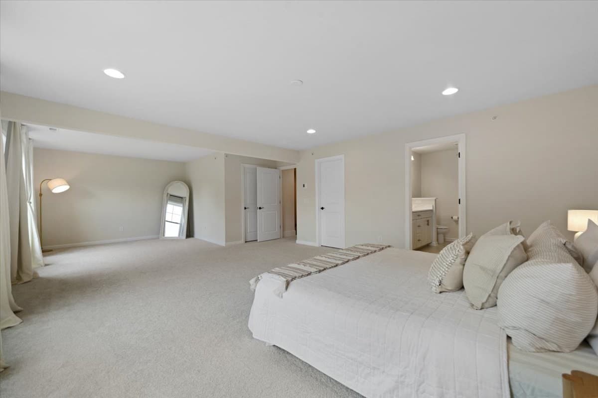 Condominium at 11 Winslow Lane # 2, Grafton MA 01536, Grafton, photo 16 of 39