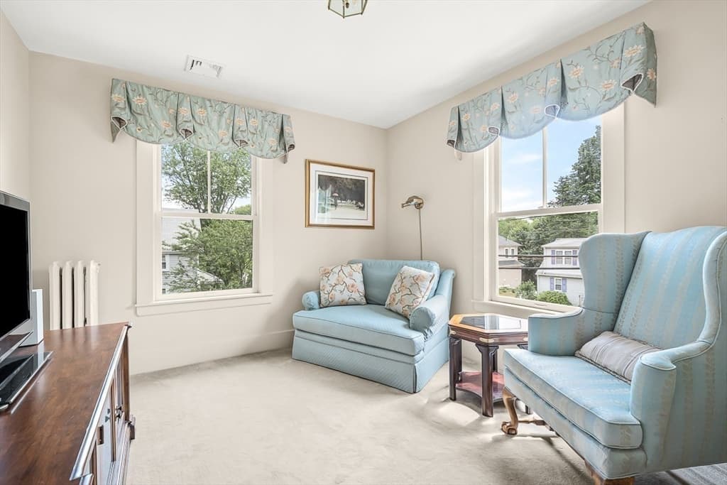 296 Linden St., Wellesley MA 02481 photo 22