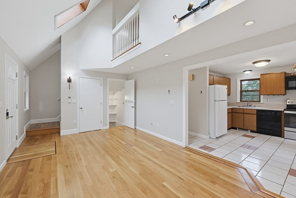 Single Family Residence at 708 Rocky Hill Rd, Plymouth MA 02360, Plymouth, photo 12 of 36