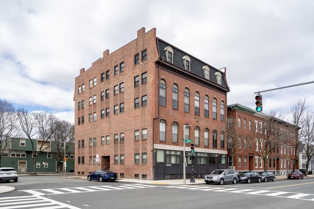 356-358 Main Street # 1, Boston MA 02129