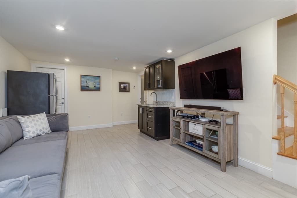Condominium at 65 High St # 1, Woburn MA 01801, Woburn, photo 28 of 35