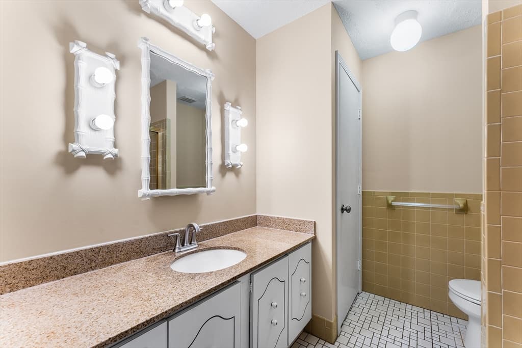 12 Royal Lake Dr # 8, Braintree MA 02184 photo 18