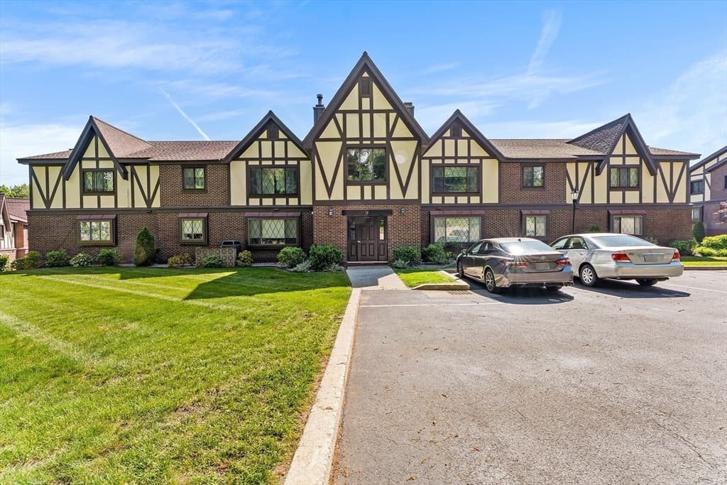 12 Royal Lake Dr # 8, Braintree MA 02184 photo 31