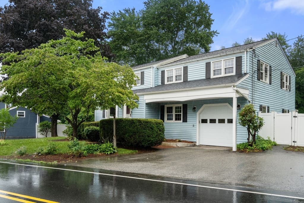 10 Locust Street, Burlington MA 01803 photo 2