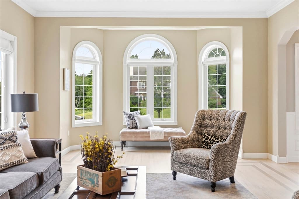 Single Family Residence at 2 Bridle Path, Lynnfield MA 01940, Lynnfield, photo 10 of 41